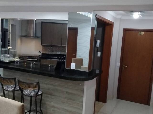 #9693 - Apartamento para Venda em Arapongas - PR - 2