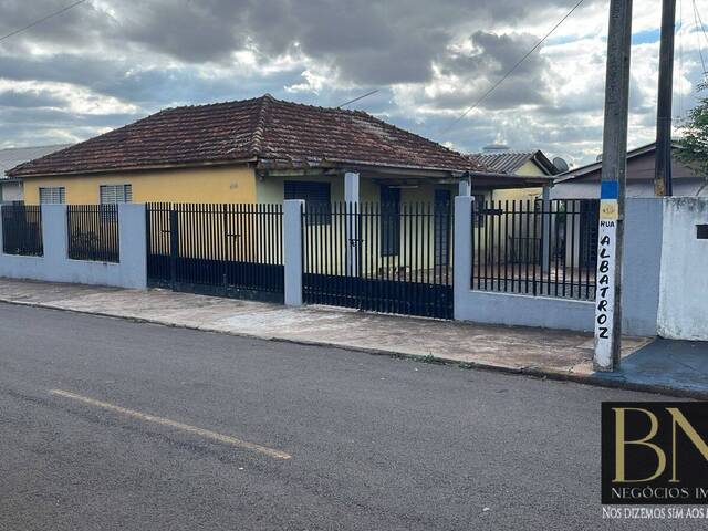 #9979 - Casa para Venda em Arapongas - PR - 2